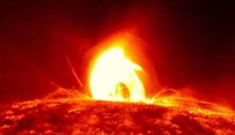 20130221 sole eruzione macchia nasa Macchie solari sul Sole, un evento preoccupante? [Video]