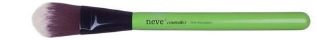 neve-cosmetics-glossy-artist-brushes-010