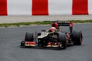 Romain-Grosjean-Lotus_test_barcellona_day_4 (1)