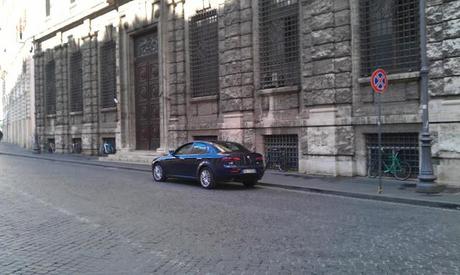 Ennesimo servizio da Piazza del Parlamento, e buone elezioni a tutti quanti...