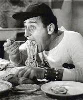 Aridateci Alberto Sordi e l'Italia ridens