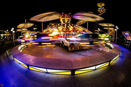 Carousels (Sempione Park, Milano)f/3.5, 1/4 sec. , ISO100, 8mm...