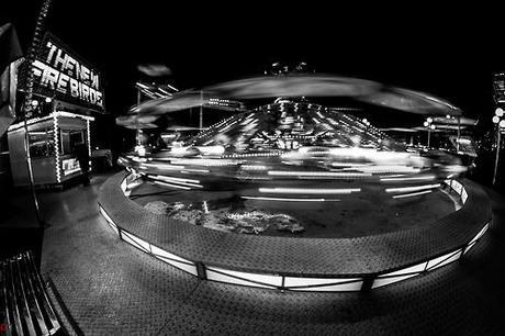 Carousels (Sempione Park, Milano)f/3.5, 1/4 sec. , ISO100, 8mm...