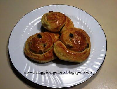 RICETTE BRIOCHES ... CHIOCCIOLE CON UVETTA ...