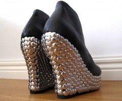 Studs-mania: il punk diventa glam.