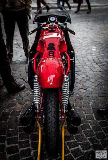 Red Lips Mv Agusta