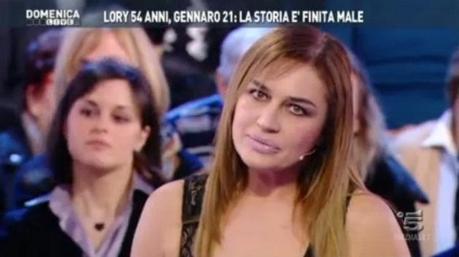 GENNARO LILLIO E LORY DEL SANTO SI LASCIANO A DOMENICA LIVE