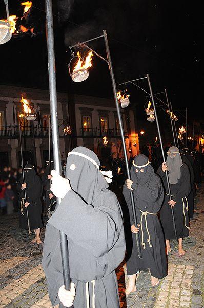 Arrufadas de coco per la Pasqua portoghese