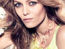 CAMPAIGN Vanessa Paradis H&amp;M Camilla Arkans