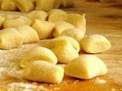 Come preparano gnocchi