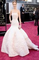 jennifer lawrence - dior couture (scarpe brian atwood, clutch roger vivier e gioielli chopard)