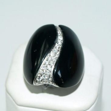 Anello in Onice levigato, Zirconi ed Argento 925