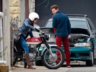 The Amazing Spider-Man 2: Andrew Garfield/Peter e Shailene Woodley/MJ sul set