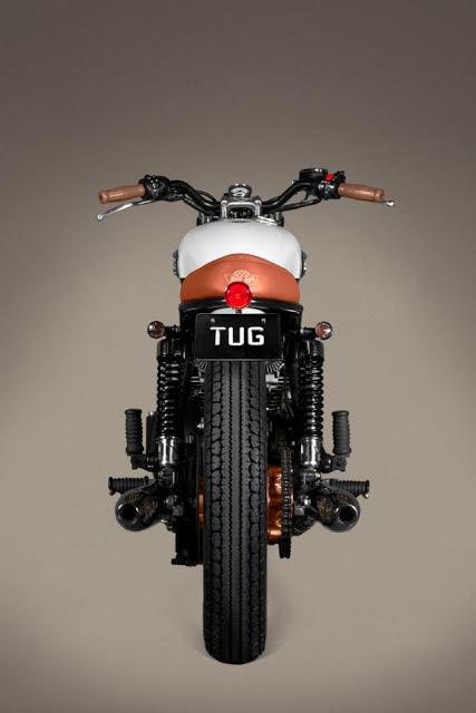 Tug Triumph Bonneville