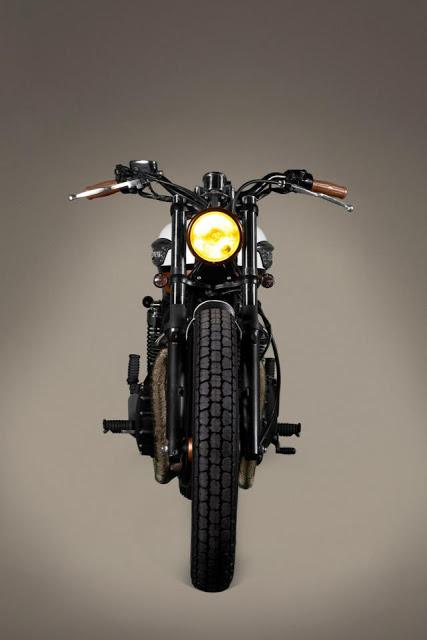 Tug Triumph Bonneville