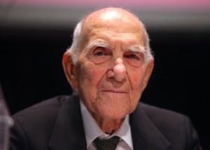 Muore a 95 anni Stephane Hessel, l’indignato per eccellenza