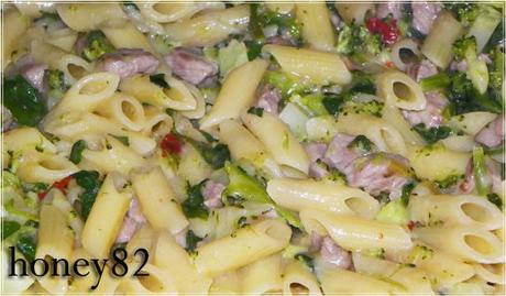 PENNETTE PICCANTI CON VITELLO BROCCOLI E SPINACI