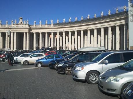 Le condizioni di Piazza San Pietro. Ora avete capito perché Ratzinger ha deciso di andarsene?