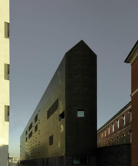 Nel nome del popolo italiano: la triennale