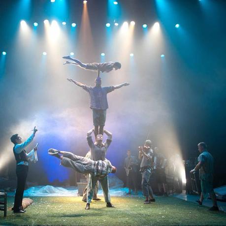 Nel nome del popolo italiano: la triennale