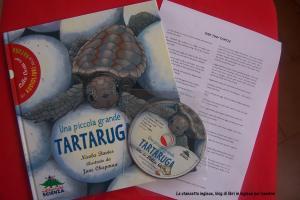 una piccola grande tartaruga_copertina cd e testo in inglese