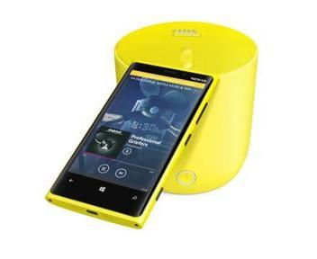 700-jbl-playup-portable-wireless-speaker-for-nokia-with-nokia-lumia-920_352-288