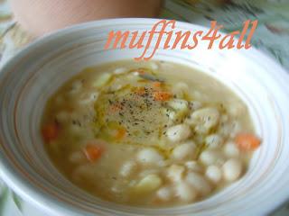 Zuppa di fagioli tondini del Tavo