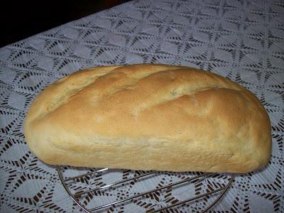 Pane semplice fatto in casa