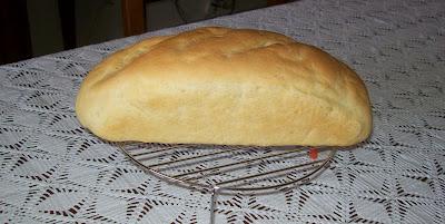 Pane semplice fatto in casa