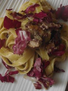 Tagliatelle radicchio e noci