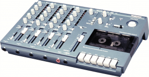 Teac Tascam 4 piste portatile