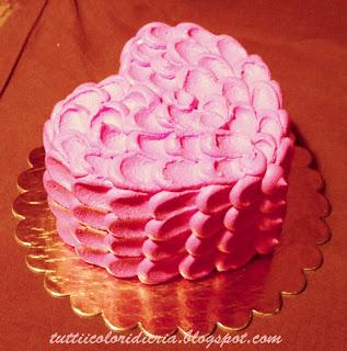 Come decorare una torta con l'EFFETTO PETALO