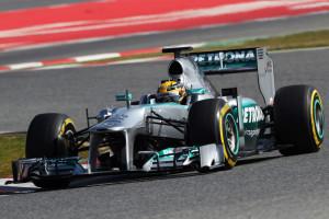 Lewis-Hamilton-Mercedes_test_barcellona_day_7 (4)