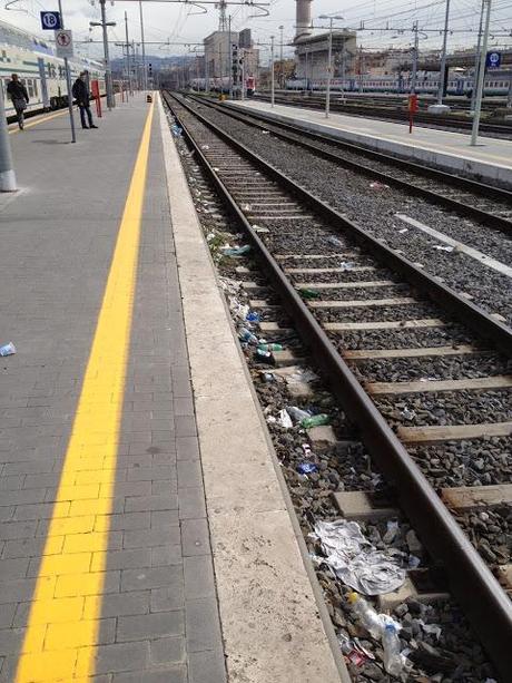 Un sabato a Roma Termini in quindici foto