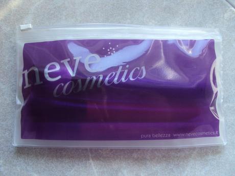 Review - Neve Cosmetics Glossy Artist Brushes