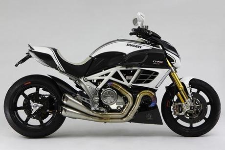 Ducati Diavel AMG DVC by Moto Corse