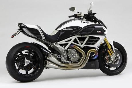 Ducati Diavel AMG DVC by Moto Corse