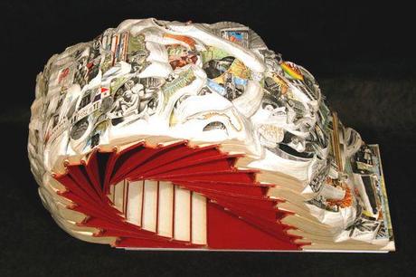 MERAVIGLIOSI EFFETTI DI SURFACE DESIGN NELLE SCULTURE CON I LIBRI DI BRIAN DETTMER