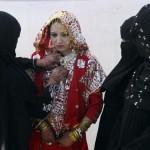 India, nozze collettive: si sposano 162 coppie02