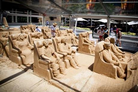 ambient-gold-coast-qantas-airline-sand-sculpture