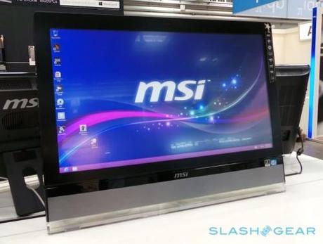 msi_ag2712_hands-on_sg_13.jpg