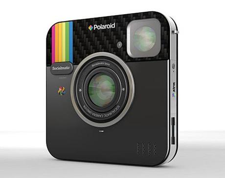 http://images.freshnessmag.com/wp-content/uploads//2013/02/Polaroid-Instagram-Socialmatic-Camera-ADR-Design-01.jpg