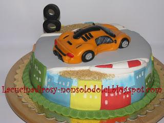 Racing cars cake