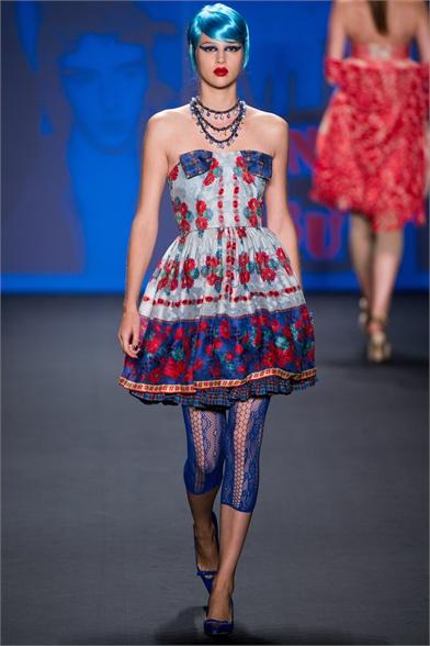 L'importanza della calza | Anna Sui P/E 2013