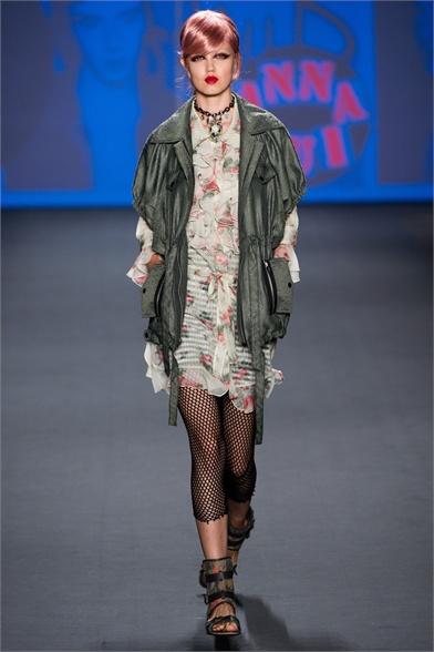 L'importanza della calza | Anna Sui P/E 2013