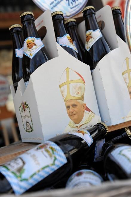 Fede e affari: arriva la birra del Papa