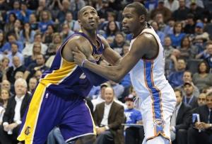 Denver vince fuori, Oklahoma batte i Lakers