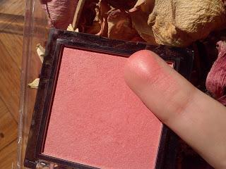 Blusher 