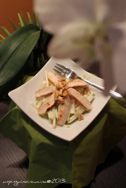 Insalata di pollo, sedano rapa e mele