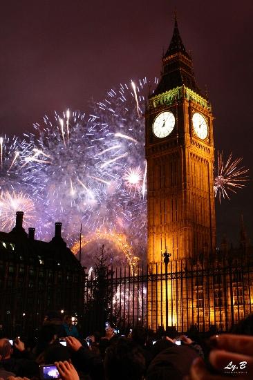 01431 “Stelle e lampi in un festoso boato”: di Marco Bizzarri e Paola Pardini